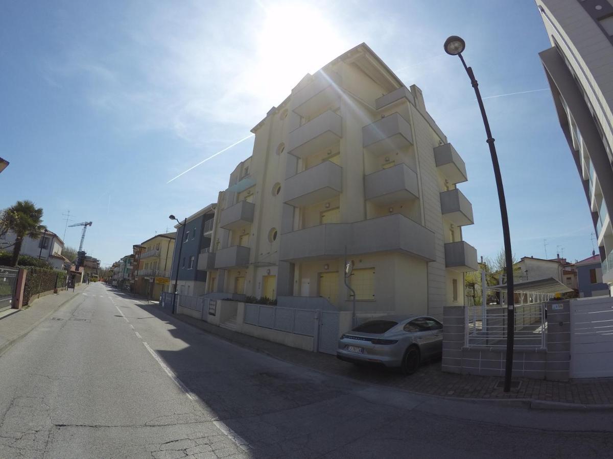 Attico Margherita - Agenzia Cocal Apartment Caorle Luaran gambar